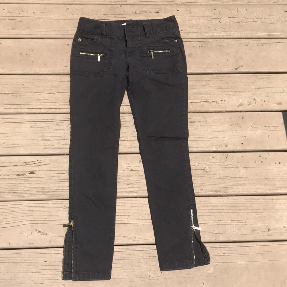 Micheal Kors Black Zip-Up Jeans with Gold Detail - Picture 2 of 2